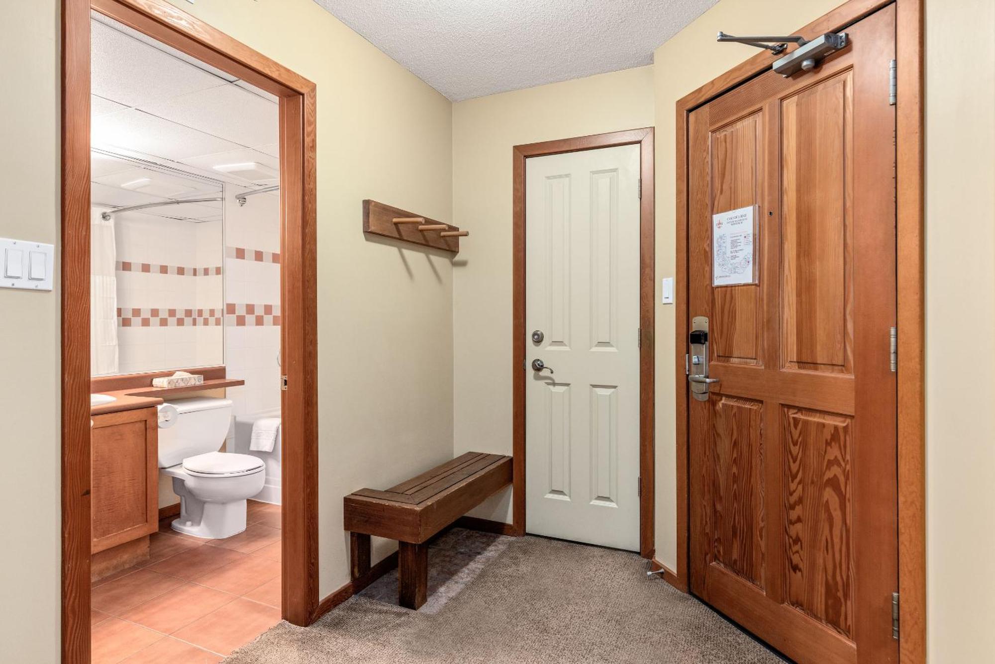 Spring Summer Special Cascade Lodge Suite Wifi 2 Hot Tubs Pool Gym Sauna Ski & Bike Storage Room Whistler Zewnętrze zdjęcie